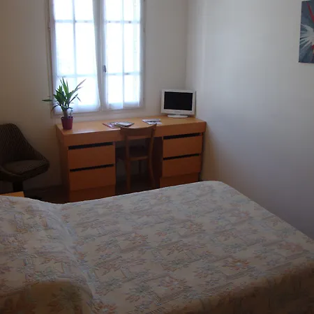 Hotel Au Petit Languedoc 2* Lourdes