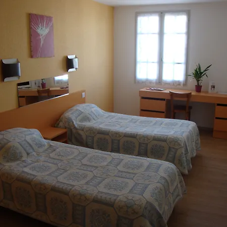 Hotel Hotel Au Petit Languedoc 2*