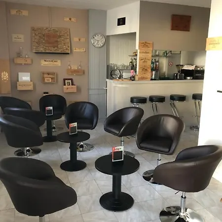 Hotel Au Petit Languedoc Отель