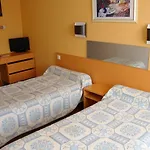 Hotel Au Petit Languedoc Lourdes