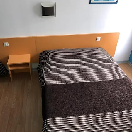Hotel Au Petit Languedoc 2*