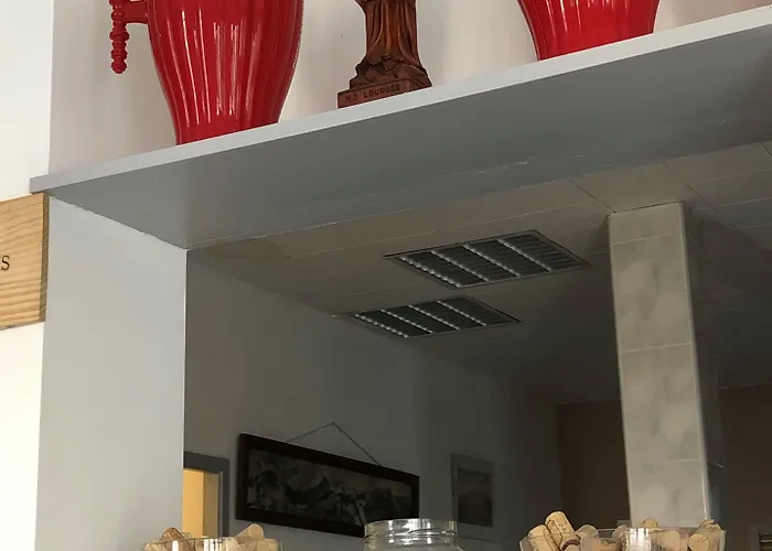 Au Petit Languedoc Hotell 2*