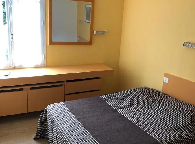 Au Petit Languedoc Hotell