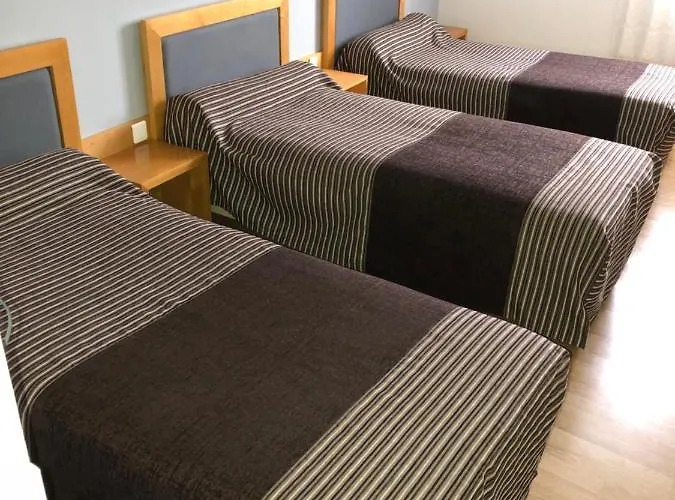 Hotell Au Petit Languedoc Lourdes