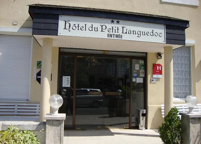 Au Petit Languedoc Hotel Lourdes