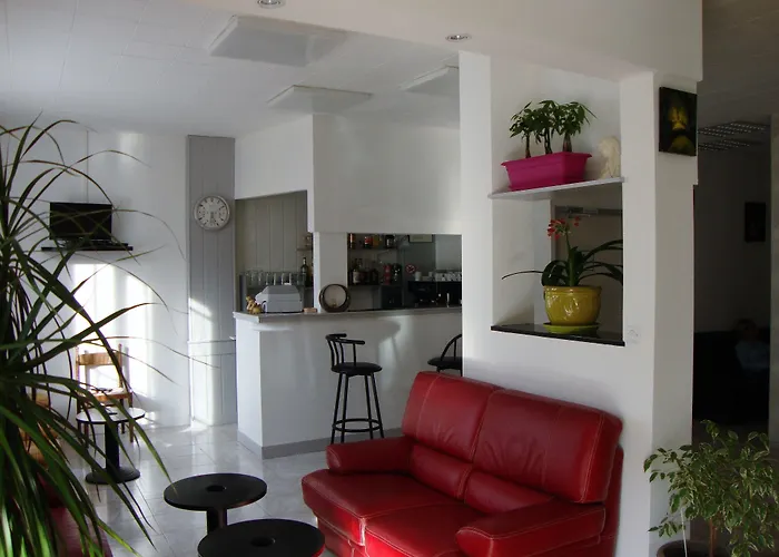 Hotel Au Petit Languedoc 2* Lourdes